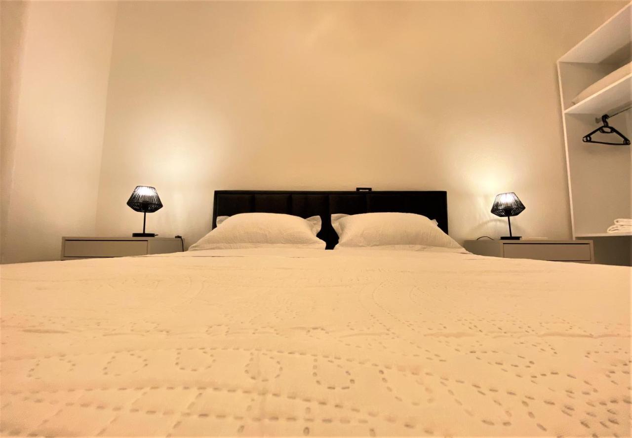 The White Corner Apartman *